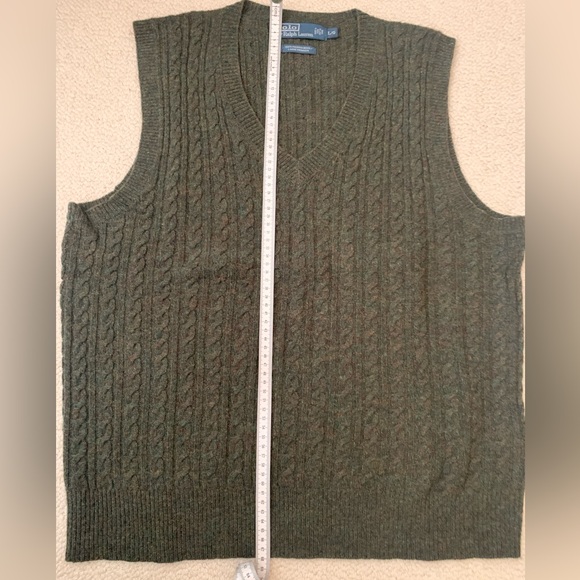 Men's Olive Cable Knit Vest - Picture 4 of 5